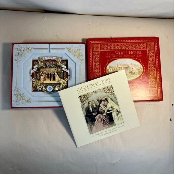 Christmas 2007 WHITE HOUSE HISTORICAL ASSOCIATION CHRISTMAS ORNAMENT w/ BOOKLET - Picture 4 of 6